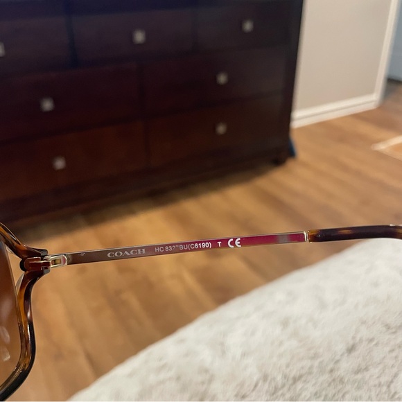 Coach Brown Tortoise Sunglasses - Picture 4 of 15